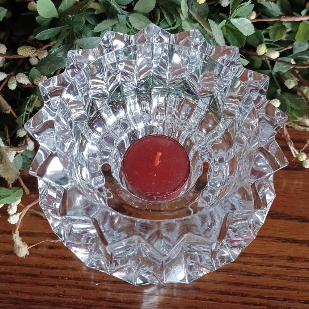 Beautiful Cut Glass/Crystal Votive Candle Holder, excellent condition - Picture 2 of 3
